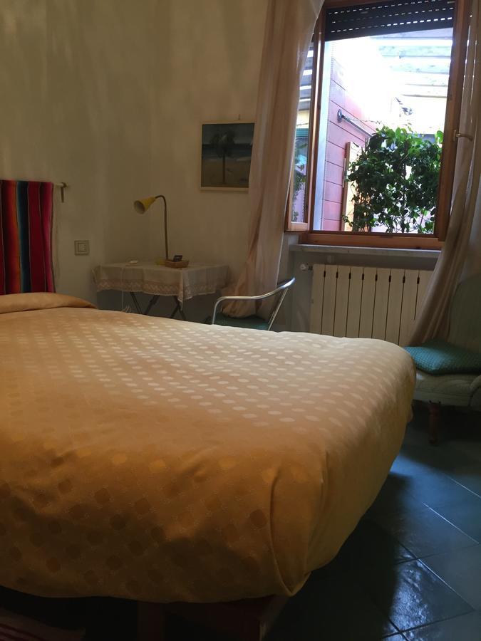 ヴィアレッジョ Casa Fornaciari Bed & Breakfast エクステリア 写真